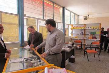بازدید مدیر کل دامپزشکی استان کرمان و مسئول روابط عمومی از داروخانه های دامپزشکی شهرستان بافت به روا