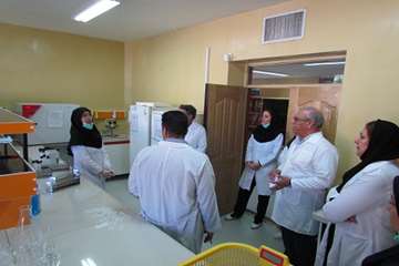 گزارش تصویری : بازدید دکتر زرابی و دکتر نامداری معاونت غذا و دارو دانشگاه علوم پزشکی از آزمایشگاه مر