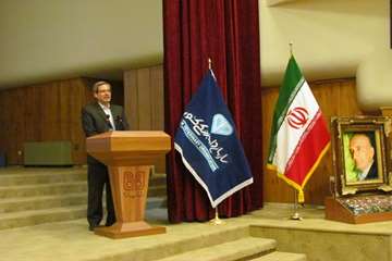 گزارش تصویری: برگزاری مراسم گرامیداشت روز ملی دامپزشکی در محل تالار وحدت دانشگاه باهنر