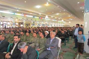 گزارش تصویری: برگزاری مراسم 12 بهمن و شرکت همکاران اداره کل دامپزشکی در مراسم برگزار شده در محل مصلی