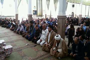 گزارش تصویری: همایش پیاده روی خانوادگی به مناسبت هفته دفاع مقدس در شهرستان راور با حضور مدیر کل دامپ