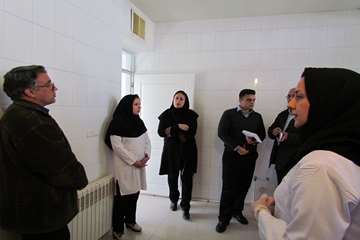 گزارش تصویری : بازدید دکتر زرابی و دکتر نامداری معاونت غذا و دارو دانشگاه علوم پزشکی از آزمایشگاه سم