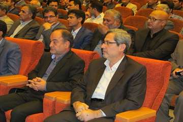 گزارش تصویری: برگزاری مراسم گرامیداشت روز ملی دامپزشکی در محل تالار وحدت دانشگاه باهنر