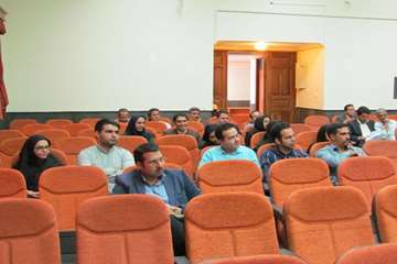 گزارش تصویری: برگزاری کلاس آموزشی ویژه مسئولین کلینیک های دامپزشکی و داروخانه های سطح استان برگزار ش