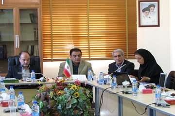 جلسه هماهنگی اجرای ماده 19 آئین نامه نظارت بهداشتی دامپزشکی برگزار شده در محل اداره کل دامپزشکی استا